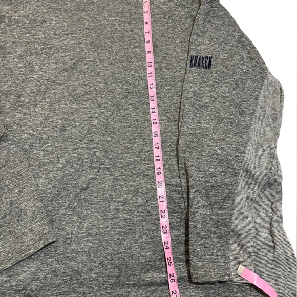 Seattle Kraken NHL 1/4 Zip Performance Shirt Mens 2XL Logo Gray side Stripes - Picture 11 of 13